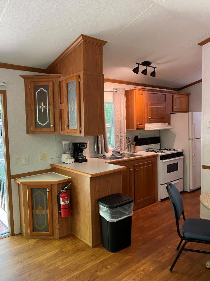 The Vintage Rv'S At Wilderness Presidential Camp Resort By Tripforth Spotsylvania Екстер'єр фото